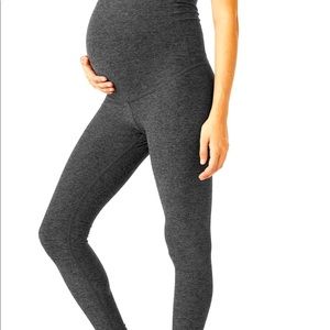 Beyond yoga maternity leggings